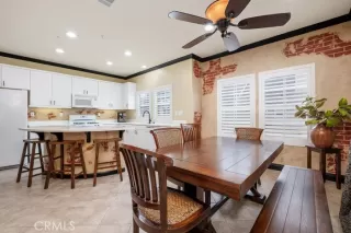 Photo #2: OC24114747 Listing