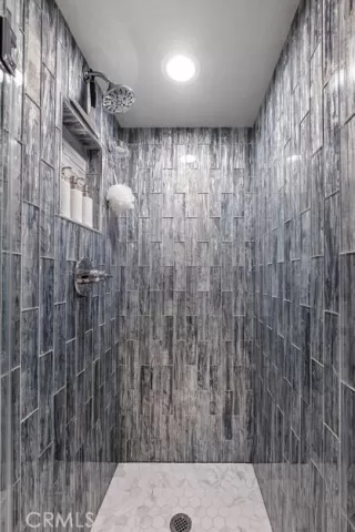 Photo #6: OC24114747 Listing