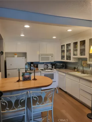 Photo #1: OC24115228 Listing