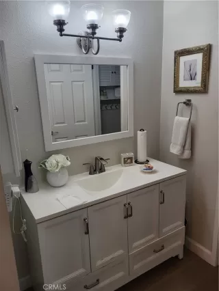 Photo #3: OC24115228 Listing