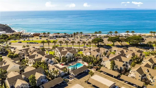 MLS: OC24115476 Condo For Sale