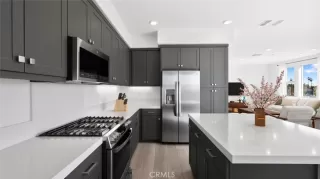 Photo #1: OC24115619 Listing