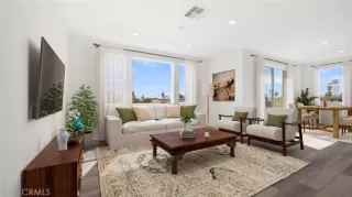 Photo #3: OC24115619 Listing