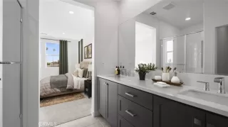 Photo #5: OC24115619 Listing