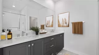 Photo #6: OC24115619 Listing