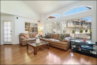 Photo #3: OC24115646 Listing