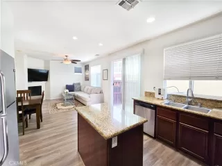 Photo #6: OC24115919 Listing 