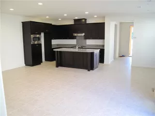 Photo #1: OC24116114 Listing 