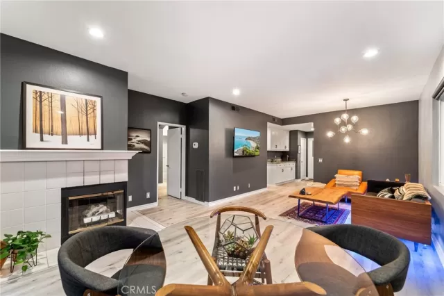 MLS: OC24116181 Condo For Sale