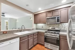 Photo #5: OC24116193 Listing 