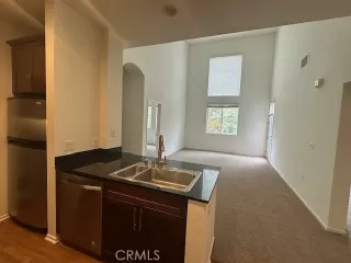 Photo #6: OC24116230 Listing 