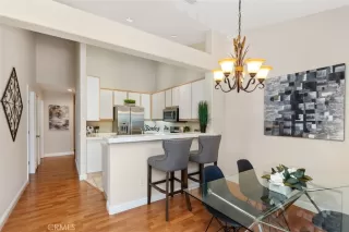 Photo #4: OC24116503 Listing 