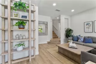 Photo #4: OC24116510 Listing