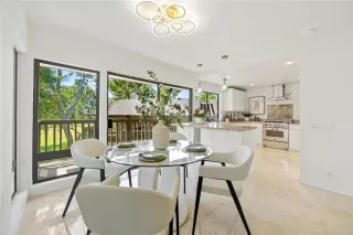 Photo #6: OC24116601 Listing 