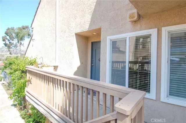 MLS: OC24116730 Condo For Sale