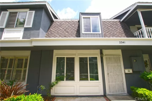 MLS: OC24117216 Condo For Sale