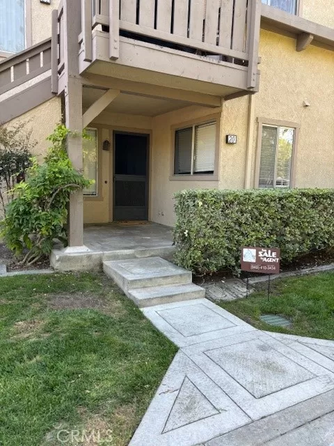 MLS: OC24117258 Condo For Sale
