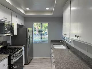 Photo #6: OC24117258 Listing