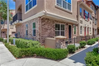 Photo #1: OC24117364 Listing