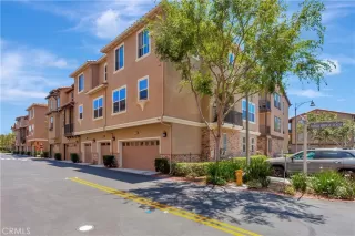 Photo #3: OC24117364 Listing