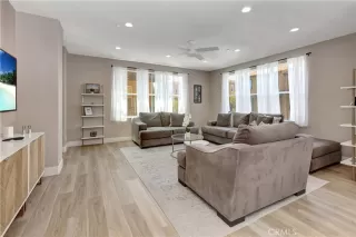 Photo #6: OC24117364 Listing