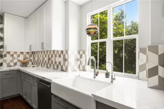 Photo #6: OC24117449 Listing