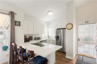 Photo #4: OC24117714 Listing 