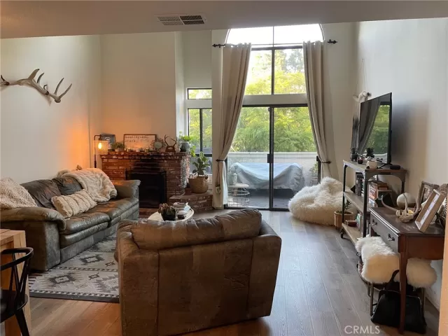 MLS: OC24118262 Condo For Sale