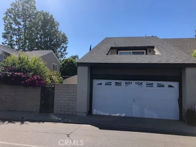 MLS: OC24118341 Condo For Sale