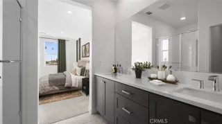 Photo #5: OC24118381 Listing