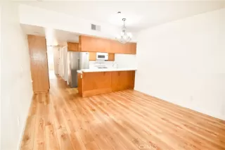 Photo #2: OC24118392 Listing 