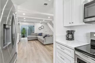 Photo #6: OC24118508 Listing 