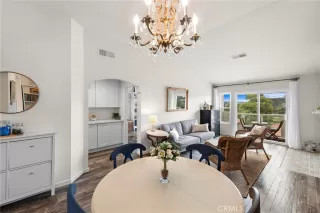 Photo #5: OC24118543 Listing 