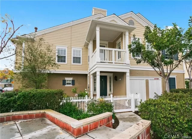 MLS: OC24118726 Condo For Sale