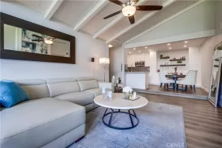 Photo #6: OC24118906 Listing 