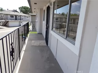 Photo #4: OC24119052 Listing 