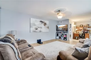 Photo #3: OC24119463 Listing