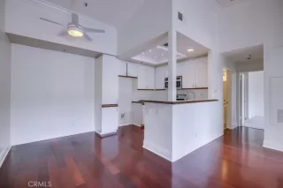 Photo #4: OC24119578 Listing