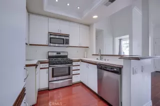 Photo #6: OC24119578 Listing