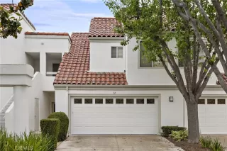 Photo #3: OC24119659 Listing