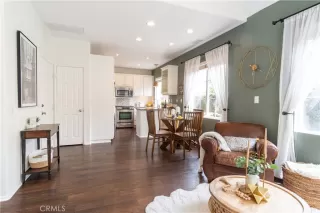 Photo #4: OC24119688 Listing 