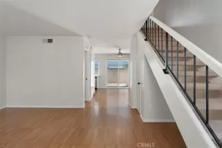 Photo #3: OC24119735 Listing 