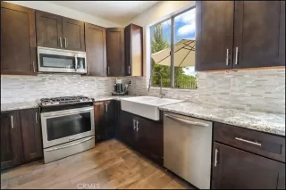 Photo #5: OC24119993 Listing 