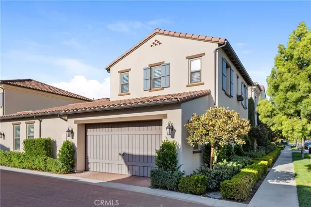 MLS: OC24120095 Condo For Sale