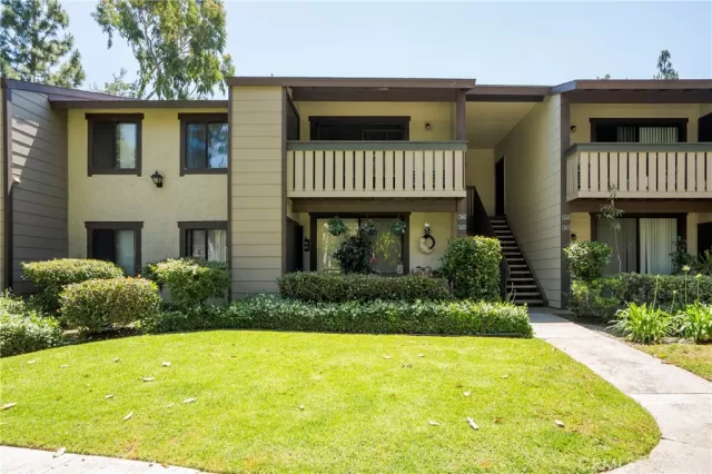 MLS: OC24120126 Condo For Sale