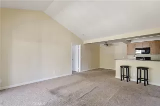 Photo #6: OC24120126 Listing