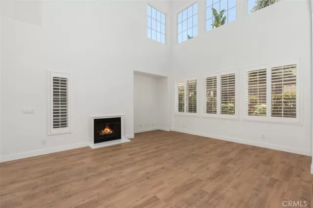 MLS: OC24120327 Condo For Sale