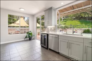 Photo #4: OC24120427 Listing