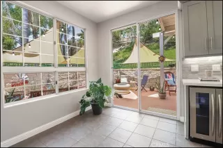 Photo #5: OC24120427 Listing