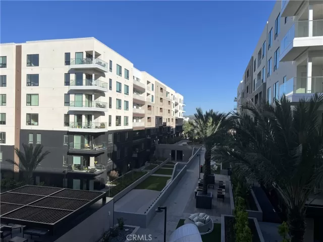 MLS: OC24120687 Condo For Sale